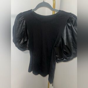 DKNY TOP